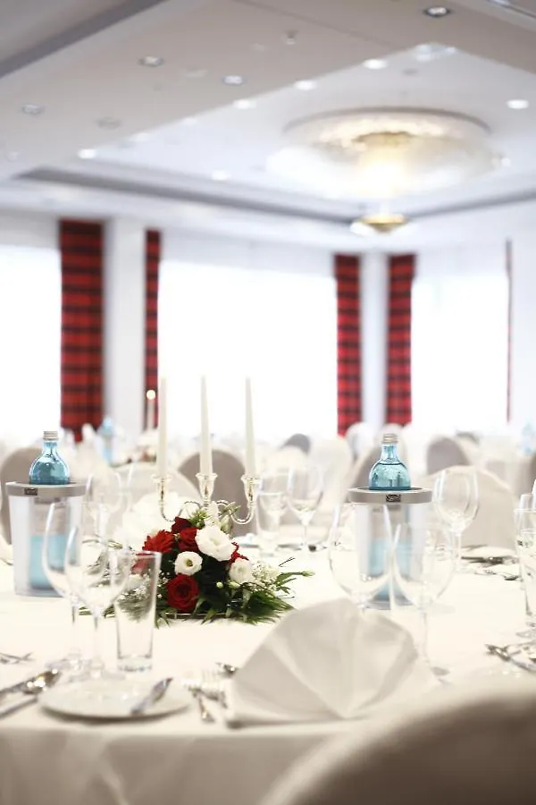 H4 Hotel Berlin Alexanderplatz Németország