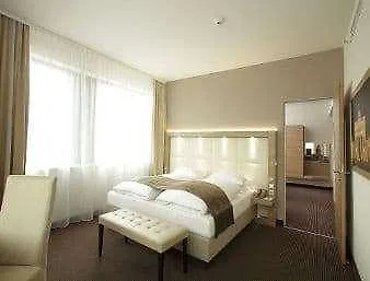 H4 Hotel Berlin Alexanderplatz
