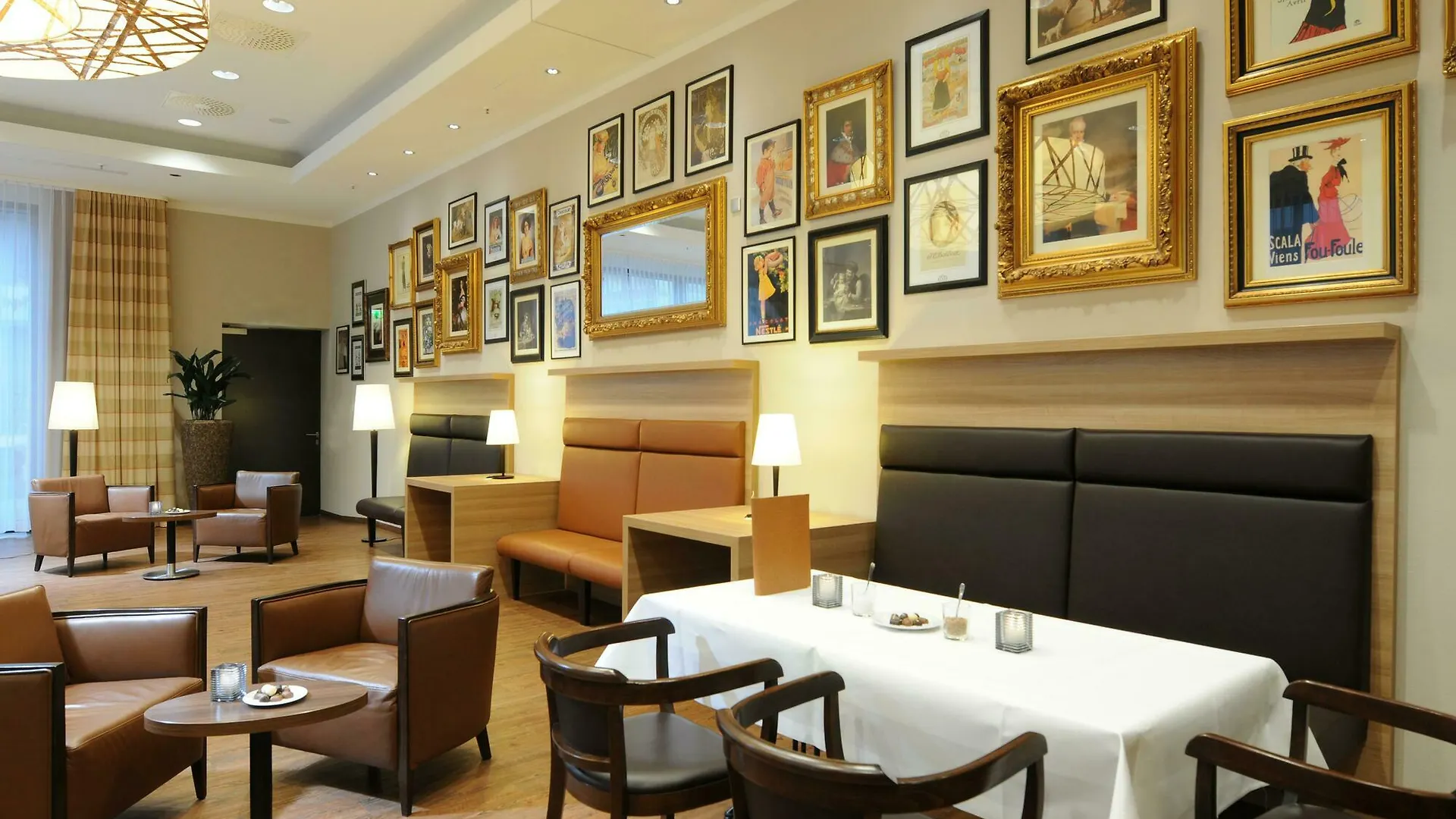 H4 Hotel Berlin Alexanderplatz