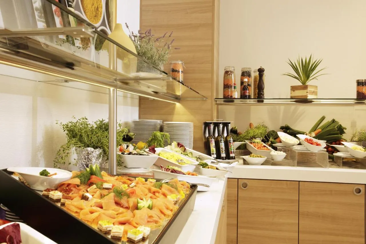 ****  H4 Hotel Berlin Alexanderplatz Germany