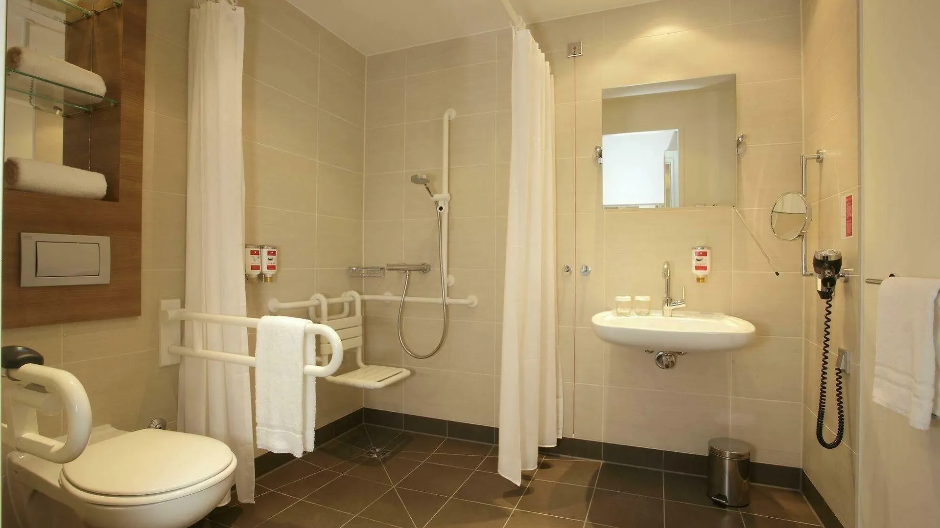 H4 Hotel Berlin Alexanderplatz